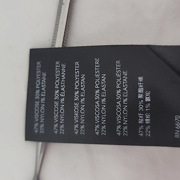 Anthropology Off Shoulder Boho Red Tunic Sweater Size M - Picture 11 of 12